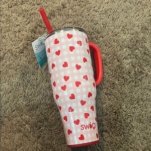 Swig Heart Pattern Tumbler with Straw